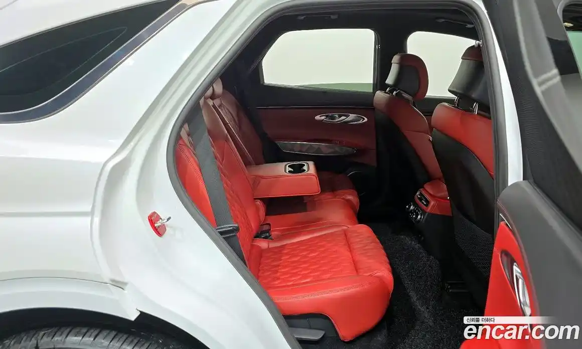 Genesis GV70 2021 2.5 Автомат в Москве № 24417, фото 8