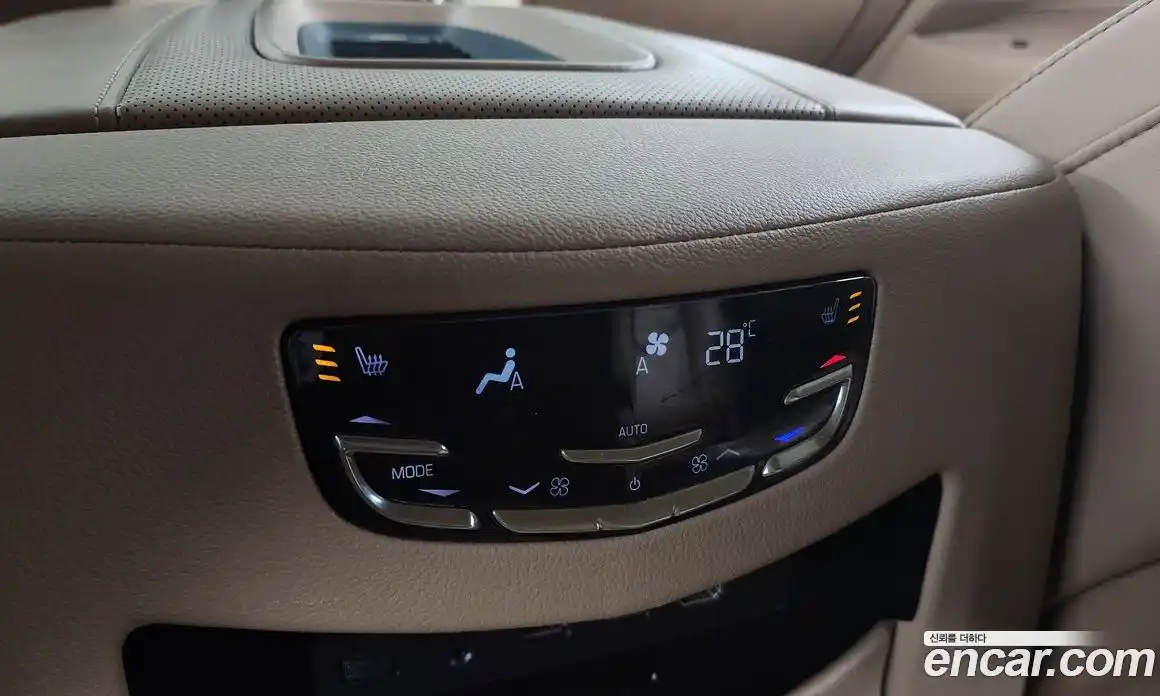 Cadillac Escalade 2020 6.2 Автомат в Москве № 256420, фото 16