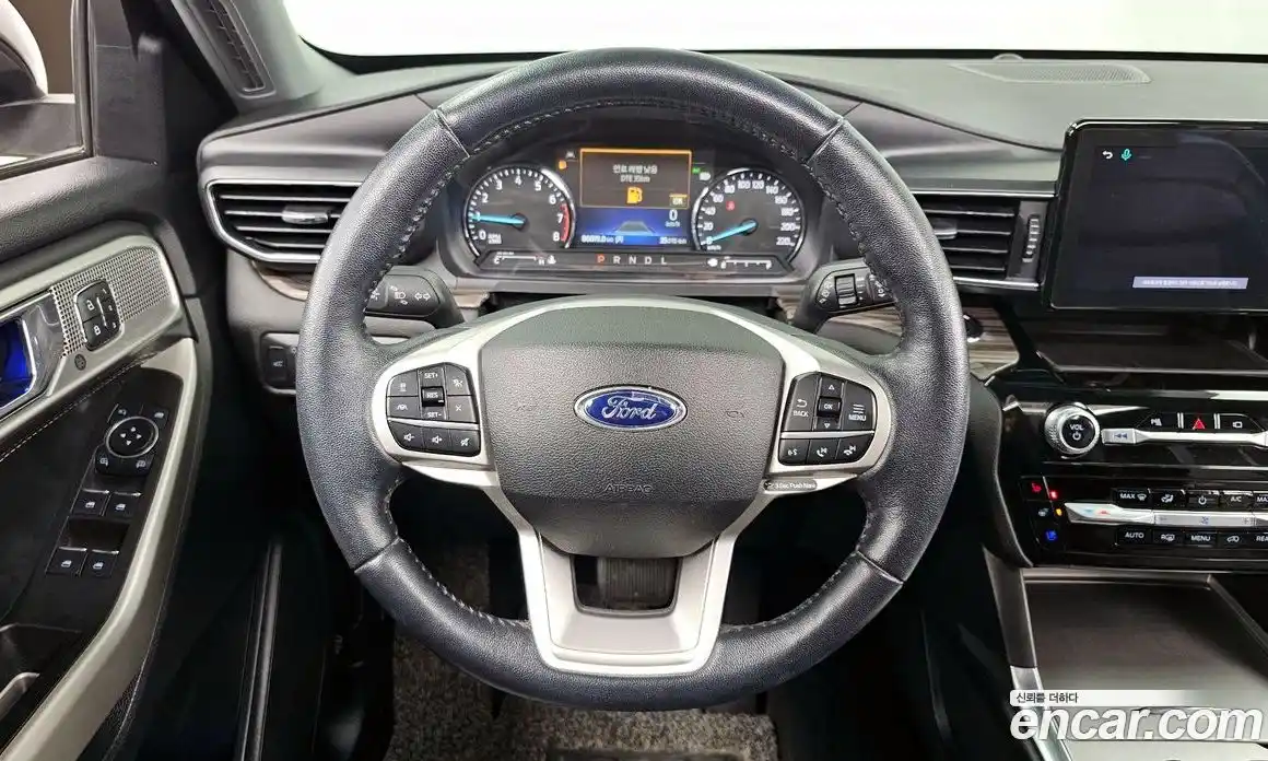 Ford Explorer 2021 2.3 Автомат в Москве № 273444, фото 12