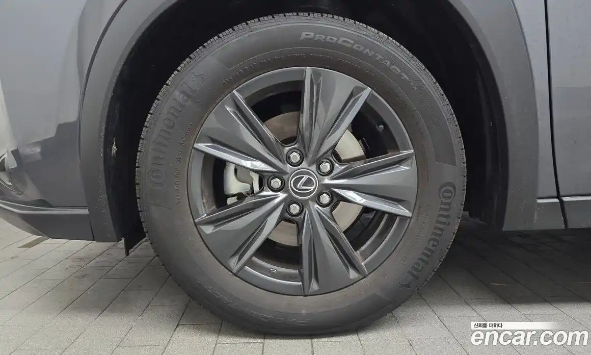 Lexus UX 2026 2.0 Автомат в Москве № 275285, фото 8