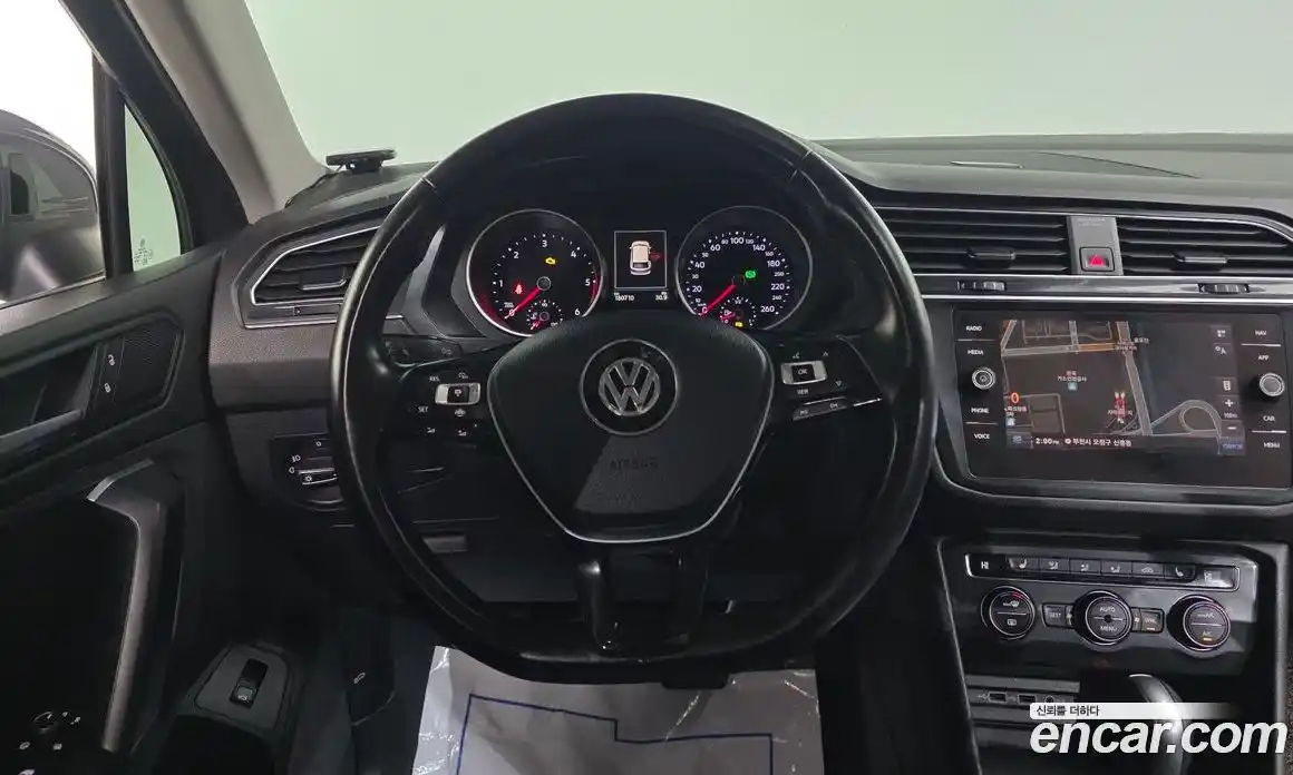 Volkswagen Tiguan 2020 2.0 Автомат в Москве № 277700, фото 16