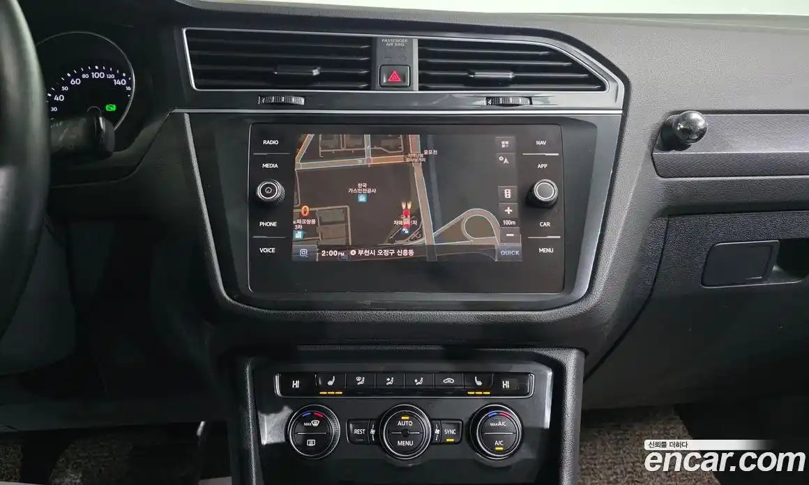 Volkswagen Tiguan 2020 2.0 Автомат в Москве № 277700, фото 18