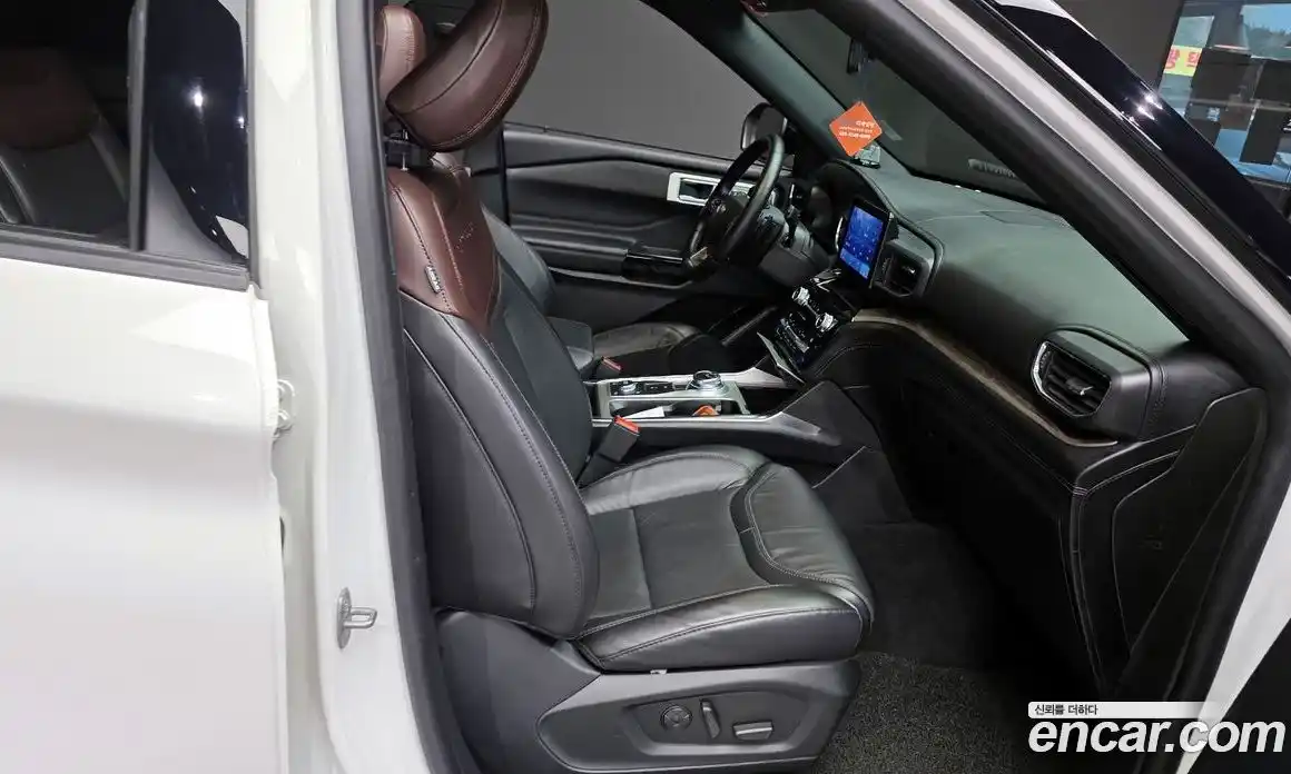 Ford Explorer 2021 3.0 Автомат в Москве № 280471, фото 8