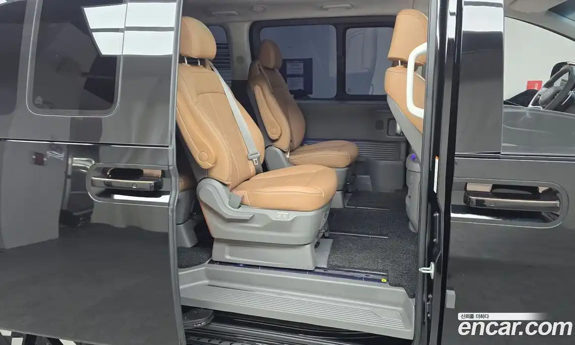Hyundai Staria 2025 2.2 Автомат в Москве № 280763, фото 11