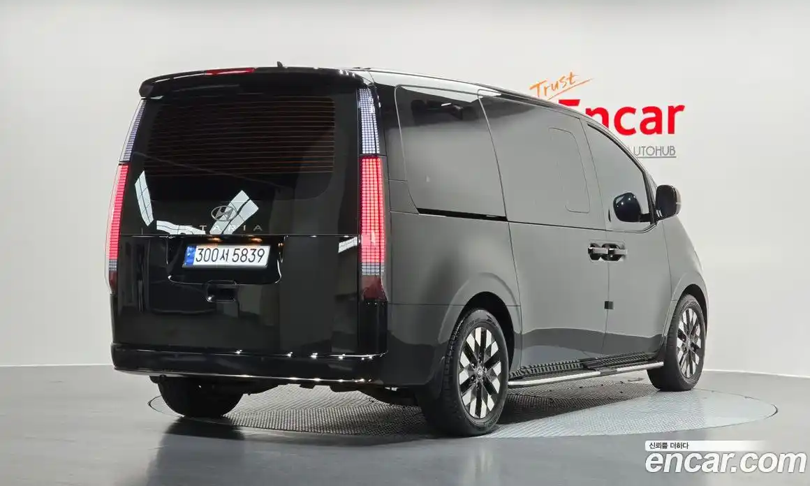 Hyundai Staria 2025 2.2 Автомат в Москве № 280763, фото 12