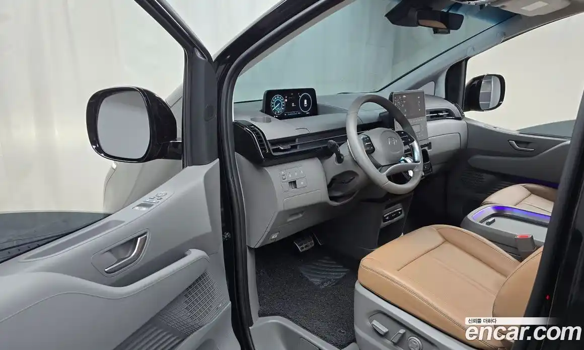 Hyundai Staria 2025 2.2 Автомат в Москве № 280763, фото 17