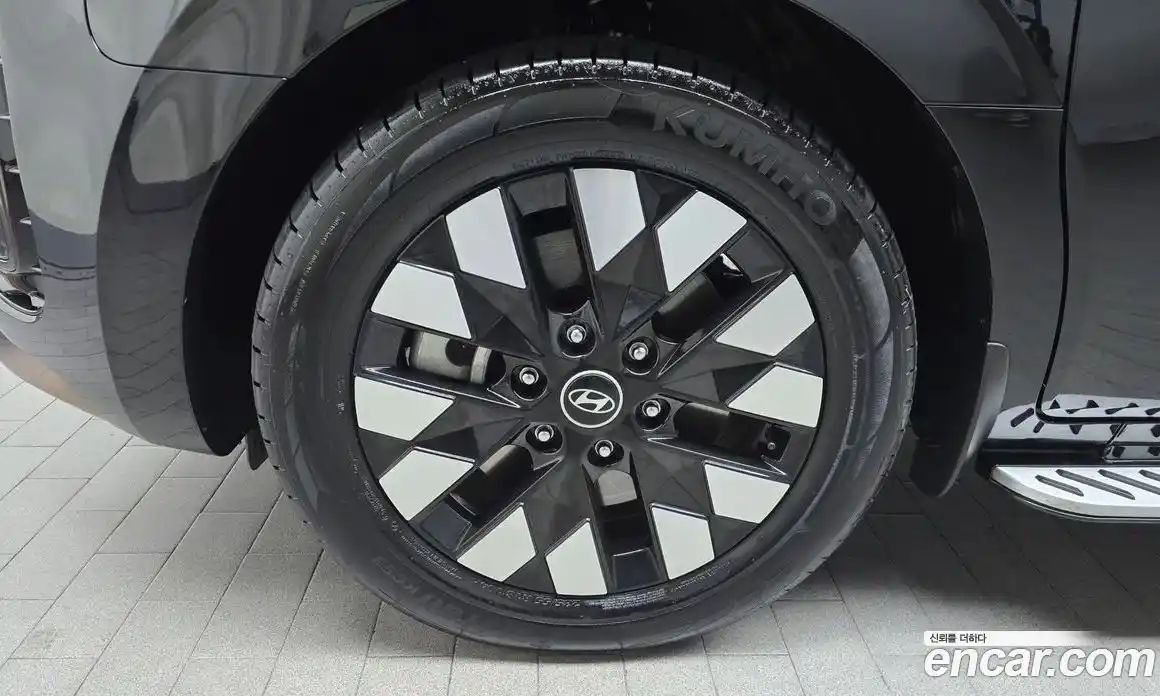 Hyundai Staria 2025 2.2 Автомат в Москве № 280763, фото 20