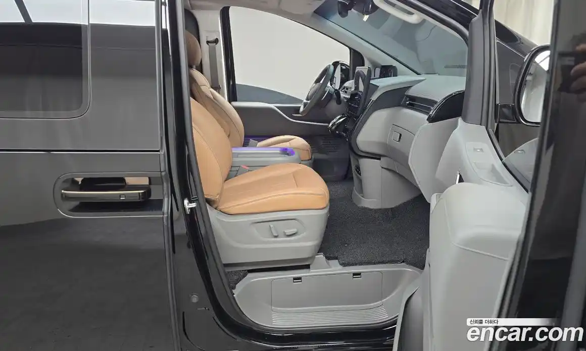 Hyundai Staria 2025 2.2 Автомат в Москве № 280763, фото 8