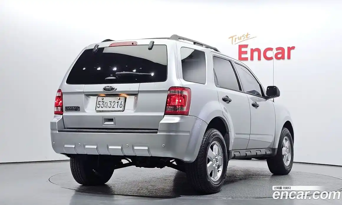 Ford Escape 2011 2.5 Автомат в Москве № 281653, фото 15