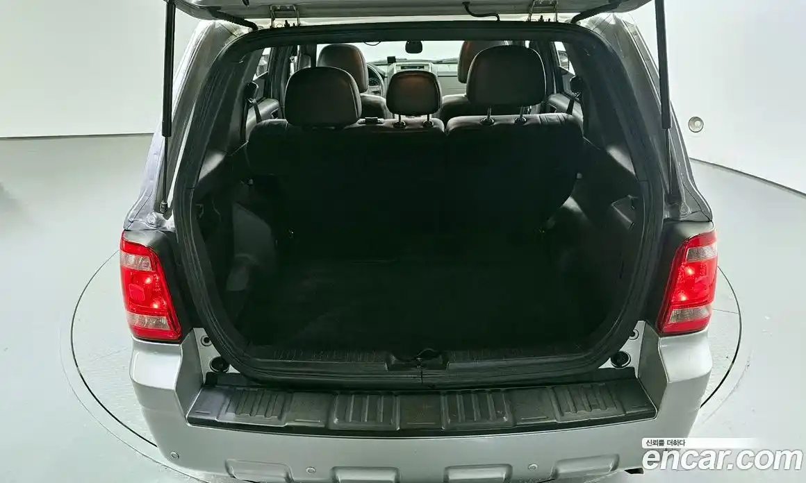 Ford Escape 2011 2.5 Автомат в Москве № 281653, фото 7