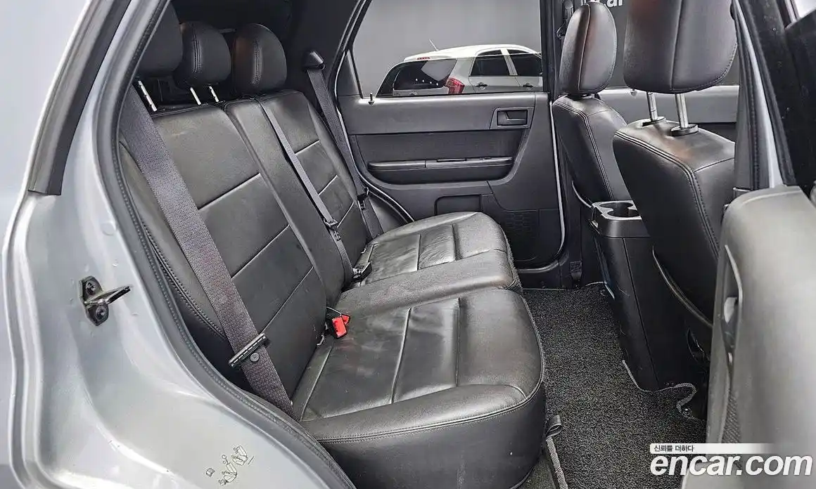 Ford Escape 2011 2.5 Автомат в Москве № 281653, фото 10