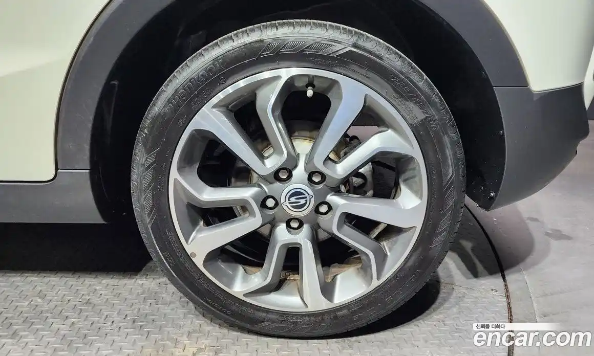 SsangYong TIBOLI 2016 1.6 Автомат в Москве № 28266, фото 15