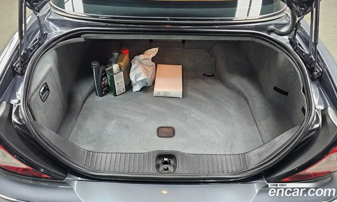 Jaguar XJ-8 2005 3.6 Автомат в Москве № 283827, фото 12