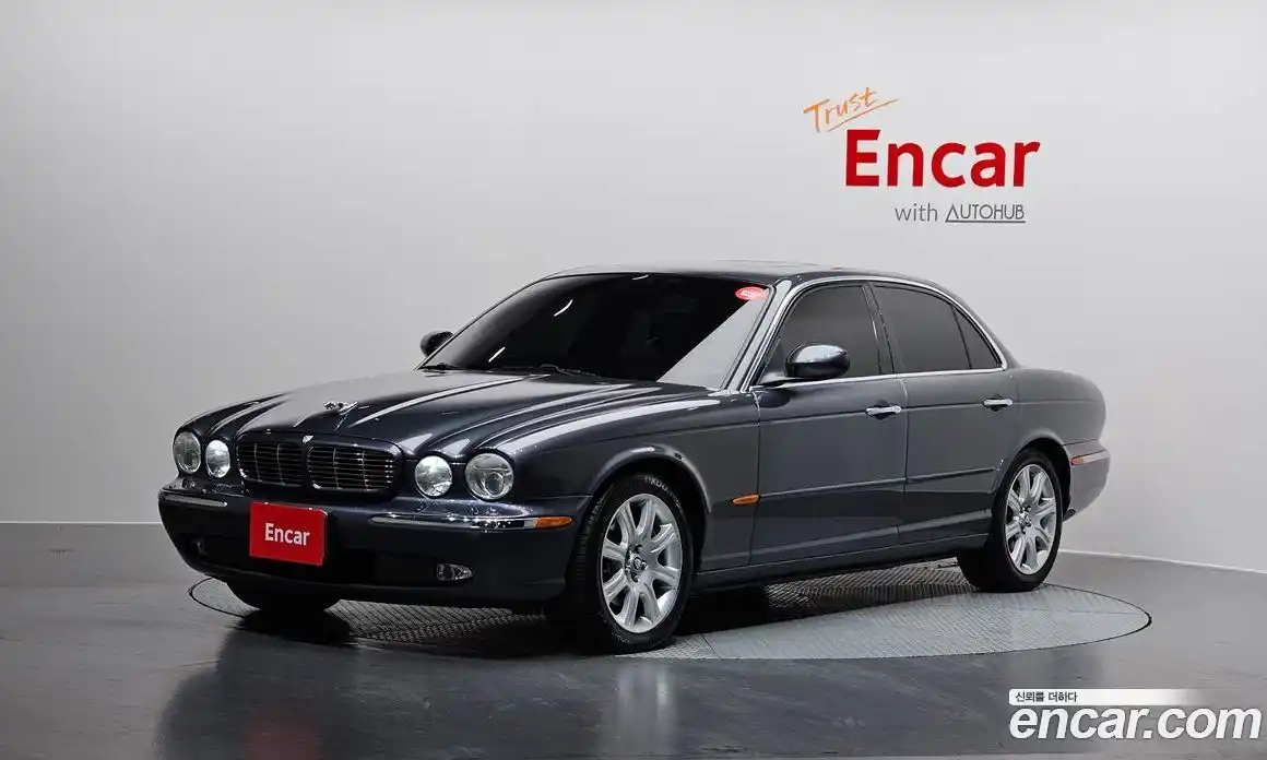 Jaguar XJ-8 2005 3.6 Автомат в Москве № 283827, фото 14
