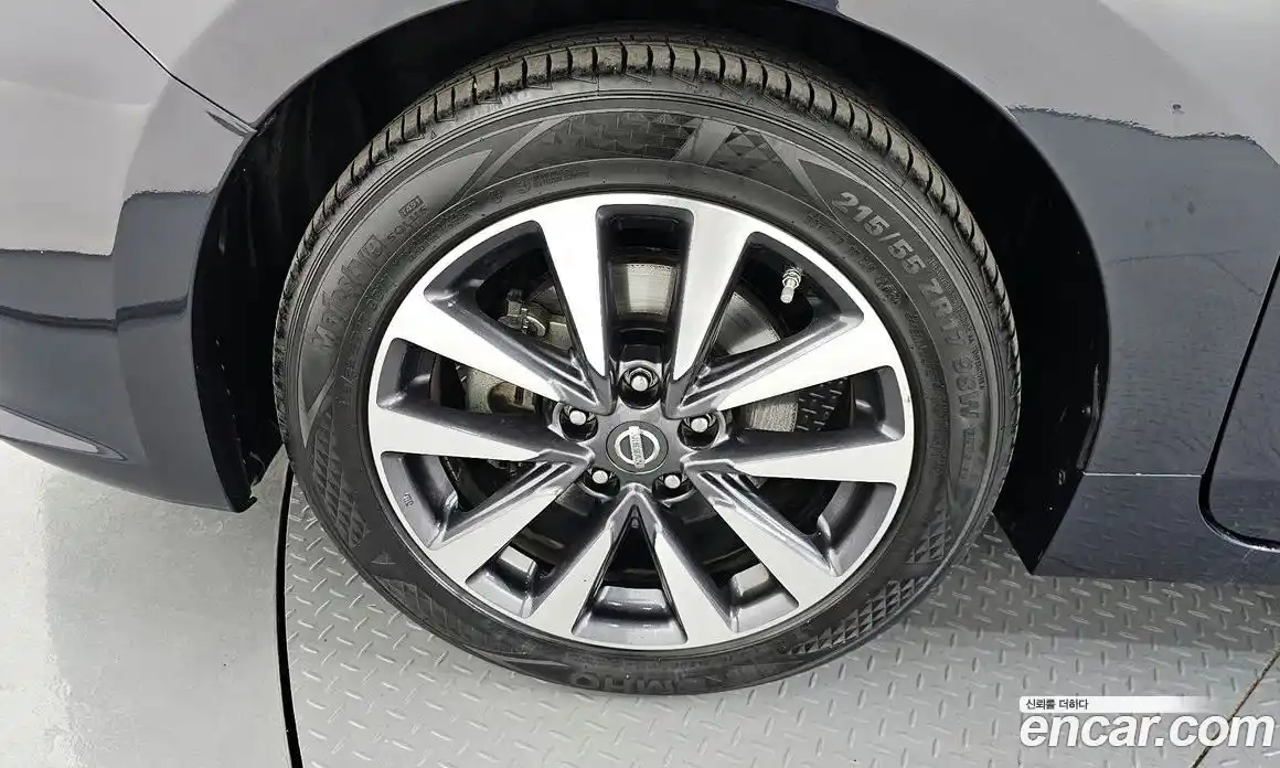 Nissan Altima 2017 2.5 Автомат в Москве № 285004, фото 16