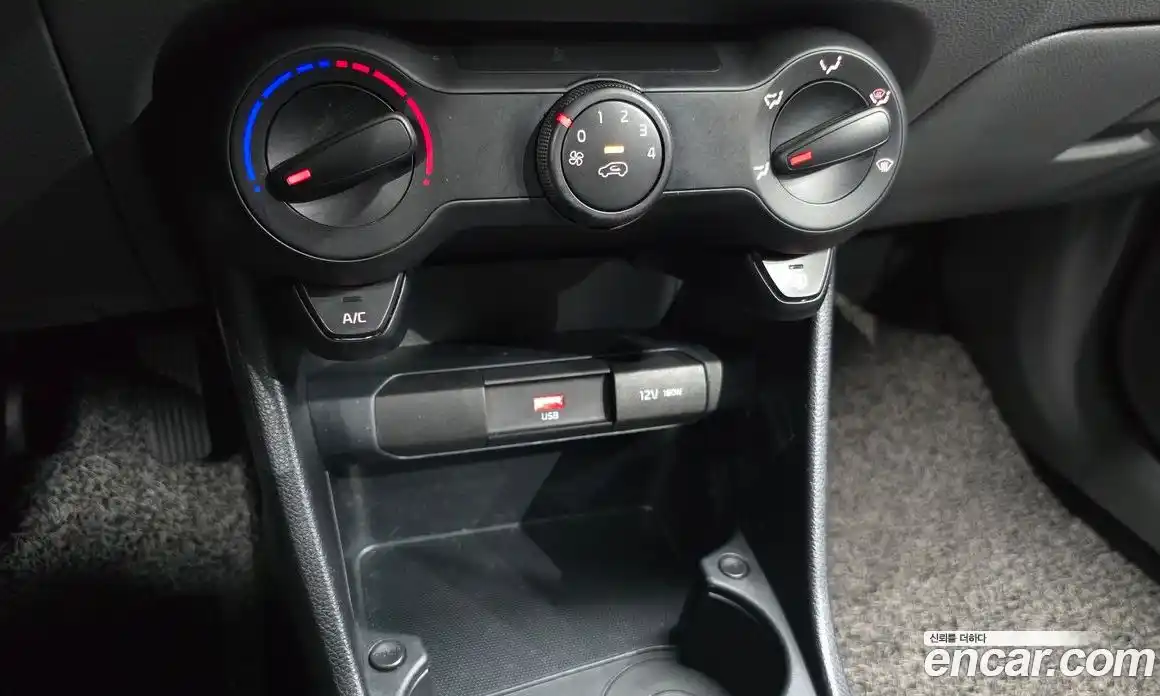 Kia Morning 2021 1.0 Автомат в Москве № 285440, фото 9