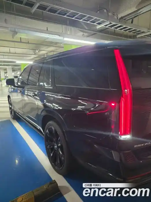 Cadillac Escalade 2025 6.2 Автомат в Москве № 285618, фото 7