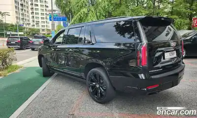 Cadillac Escalade 2025 6.2 Автомат в Москве № 285618, миниатюра 9