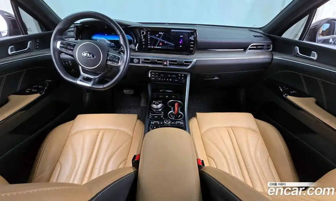 Kia K5 2021 1.6 Автомат в Москве № 287786, фото 1