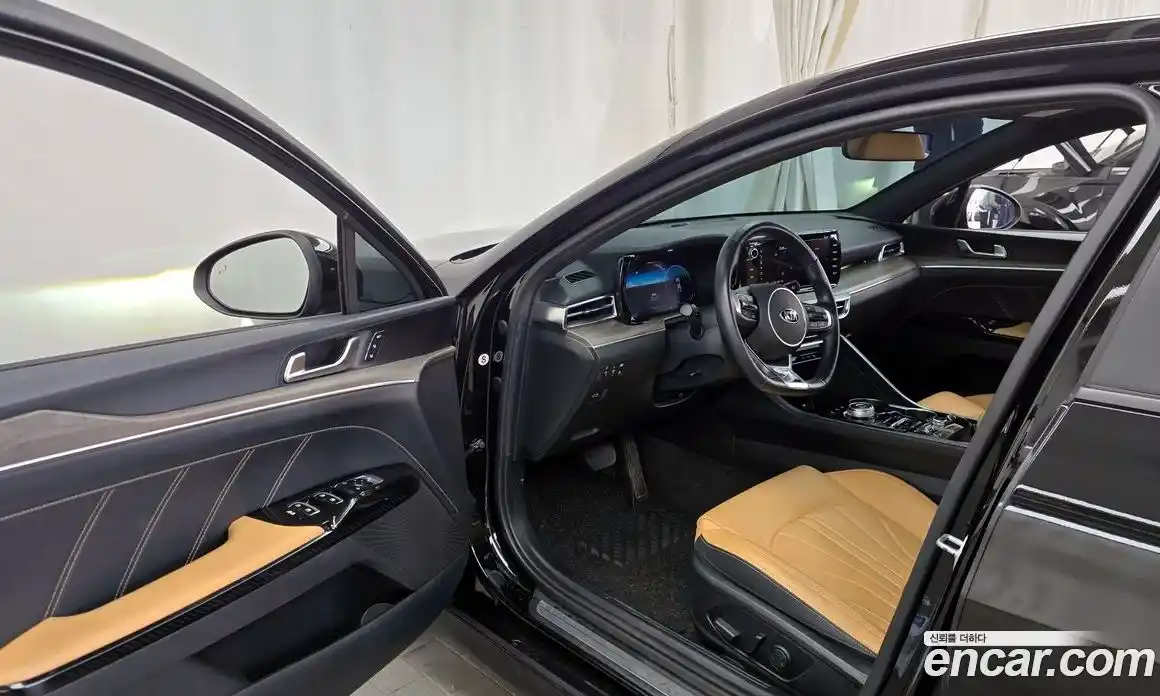 Kia K5 2021 1.6 Автомат в Москве № 287786, фото 15