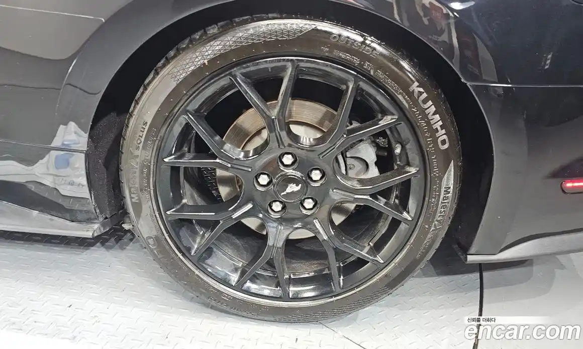 Ford Mustang 2019 2.3 Автомат в Москве № 294975, фото 16