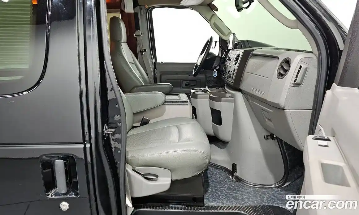 Ford E-Series 2012 5.4 Автомат в Москве № 295870, фото 5