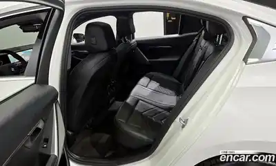 BMW 5-Series 2025 2.0 Автомат в Москве № 302273, миниатюра 4