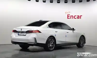 BMW 5-Series 2025 2.0 Автомат в Москве № 302273, миниатюра 10