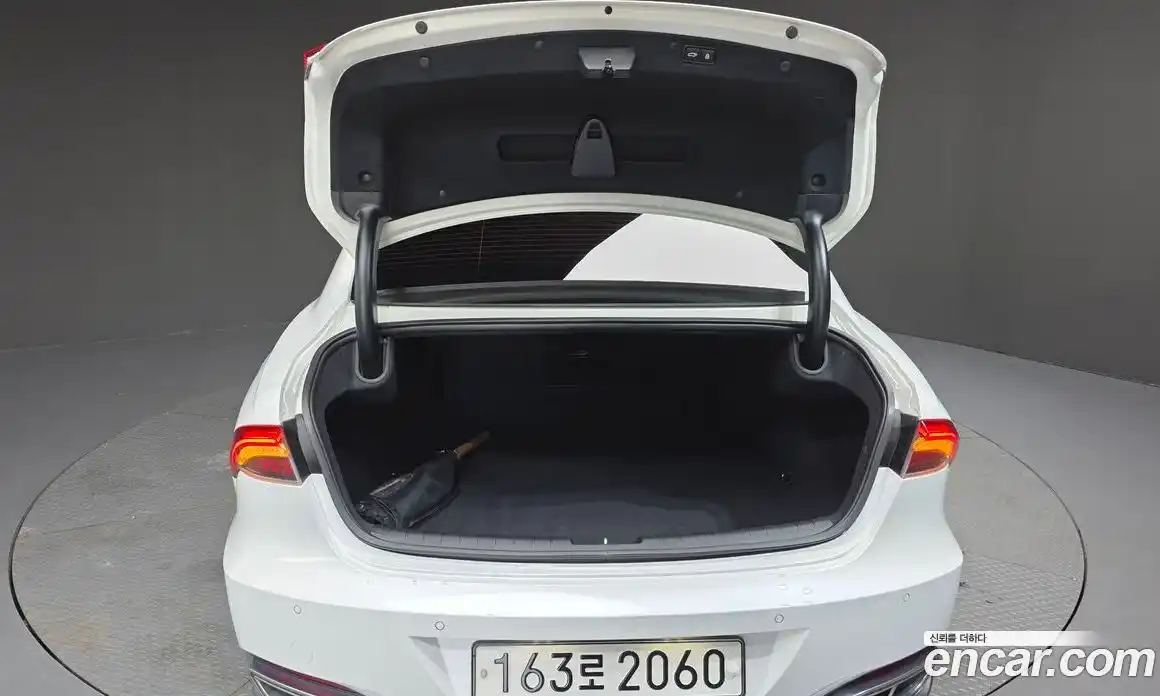 Hyundai Grandeur 2020 2.5 Автомат в Москве № 305106, фото 16