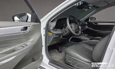 Hyundai Grandeur 2020 2.5 Автомат в Москве № 305106, миниатюра 9