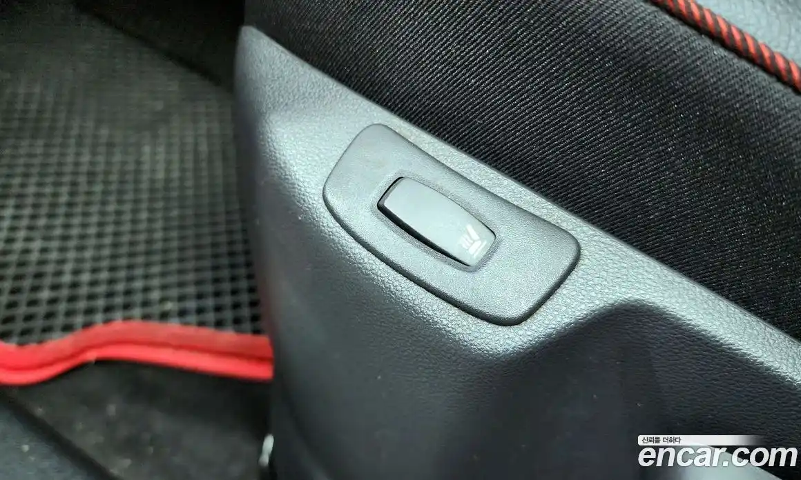 Renault QM3 2019 1.5 Автомат в Москве № 316116, фото 19