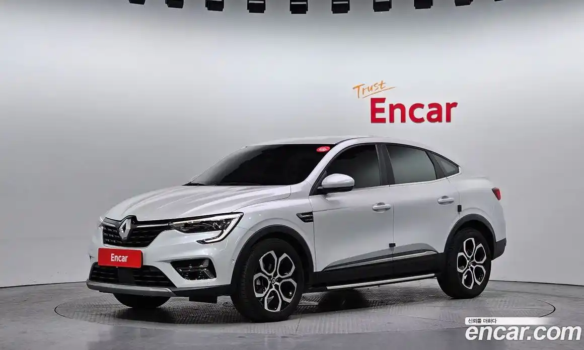 Renault XM3 2023 1.3 Автомат в Москве № 316186, фото 12