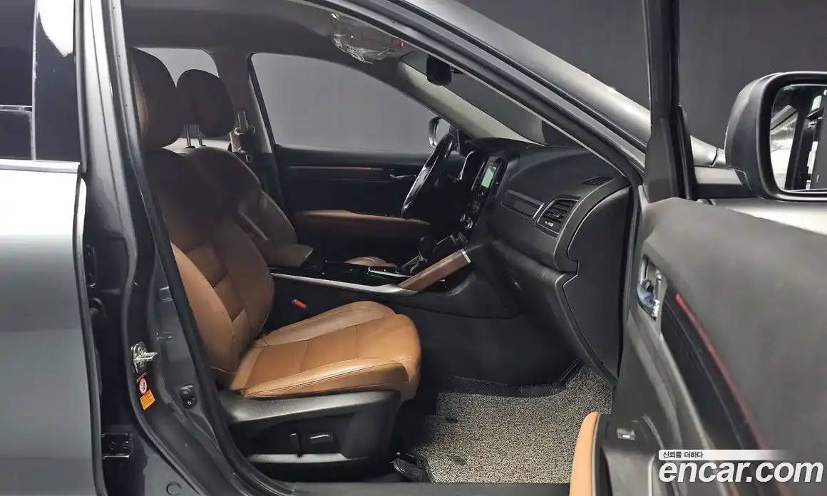 Renault QM6 2022 2.0 Автомат в Москве № 316522, фото 19