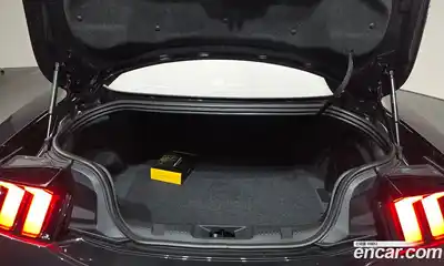 Ford Mustang 2024 2.3 Автомат в Москве № 318831, миниатюра 9