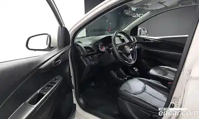 Chevrolet Spark 2018 1.0 Автомат в Москве № 327177, миниатюра 3