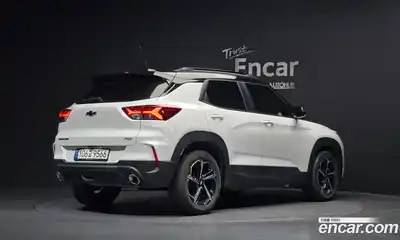 Chevrolet TrailBlazer 2023 1.3 Автомат в Москве № 331800, миниатюра 2