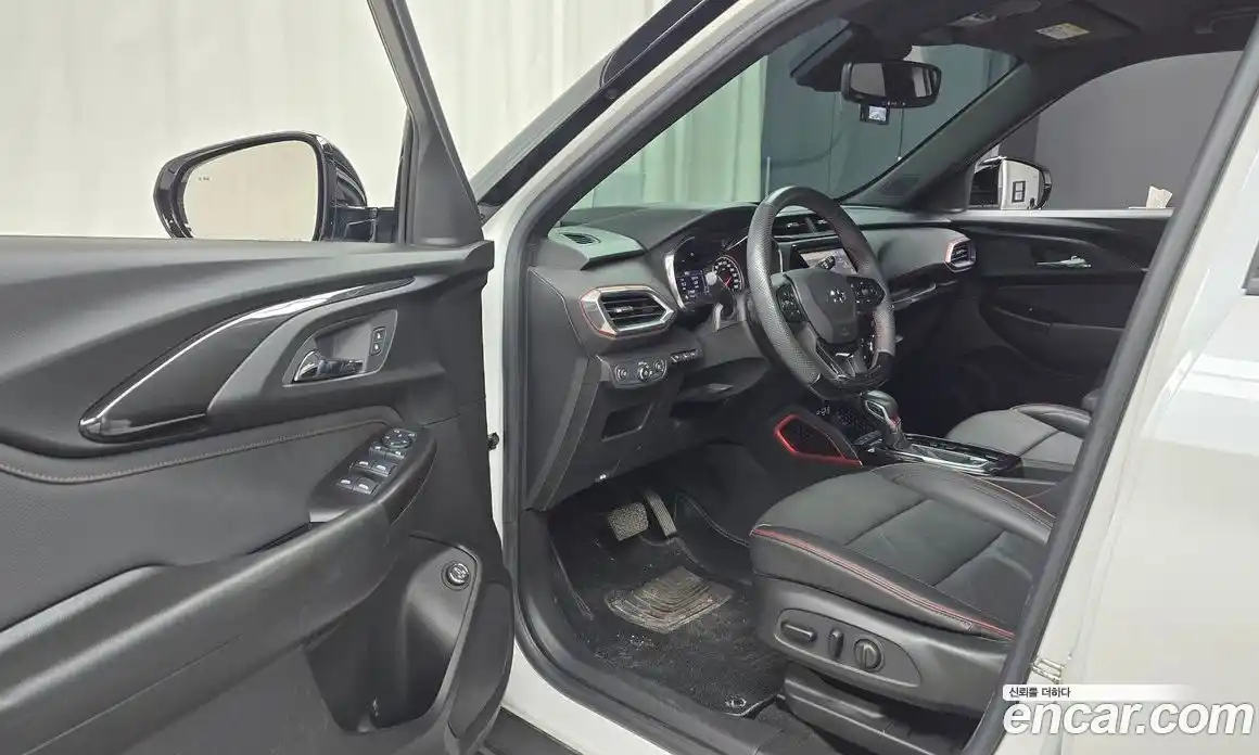 Chevrolet TrailBlazer 2023 1.3 Автомат в Москве № 331800, фото 8