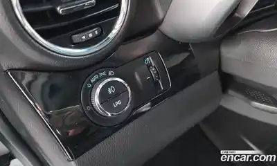 Chevrolet Orlando 2012 2.0 Автомат в Москве № 332989, миниатюра 5