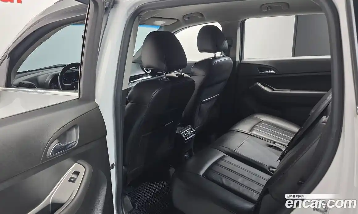 Chevrolet Orlando 2012 2.0 Автомат в Москве № 332989, фото 6