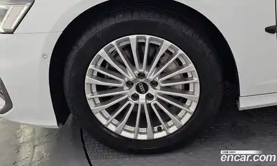 Audi A6 2021 2.0 Автомат в Москве № 343503, миниатюра 3