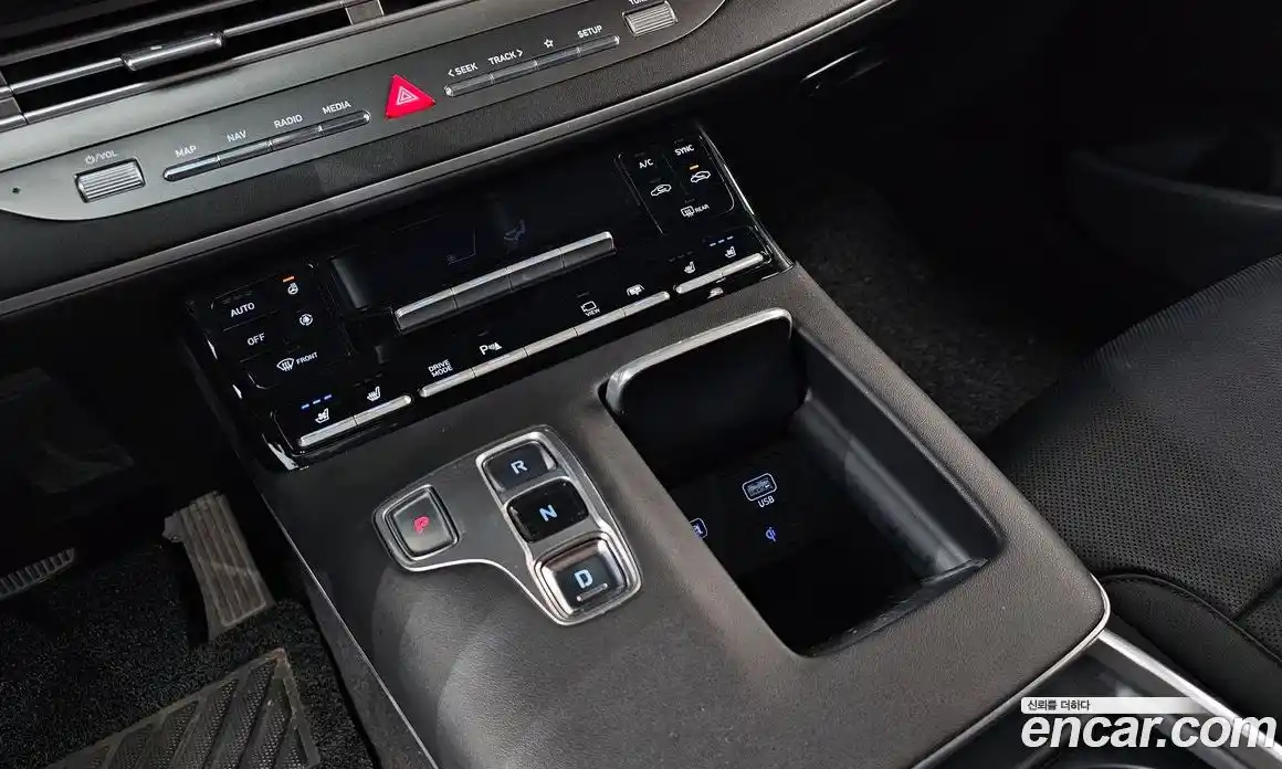 Hyundai Grandeur 2020 2.5 Автомат в Москве № 43623, фото 18