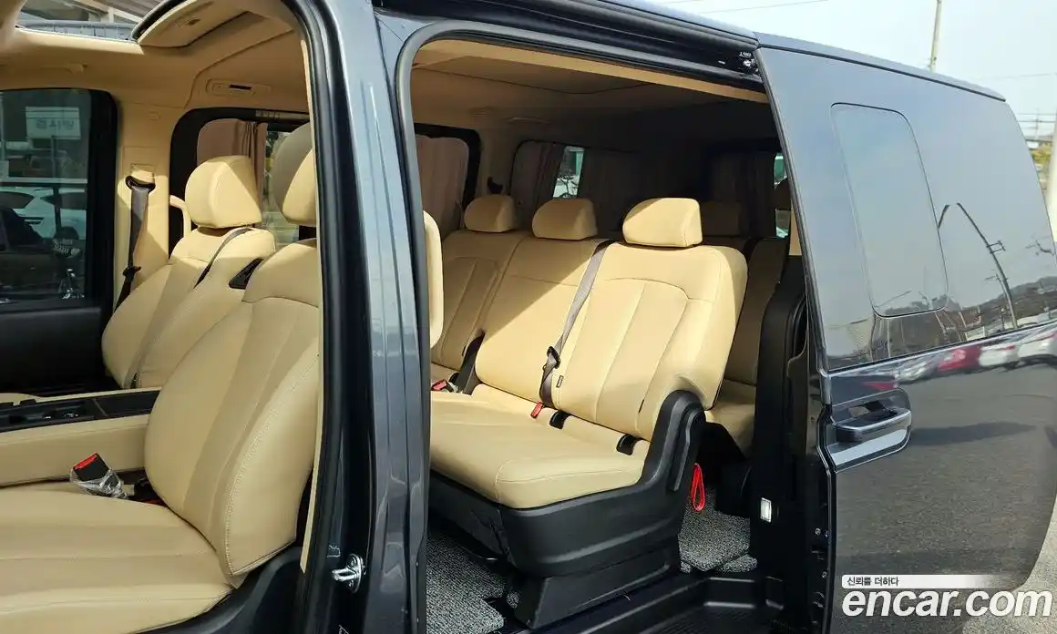 Hyundai Staria 2024 2.2 Автомат в Москве № 46709, фото 13