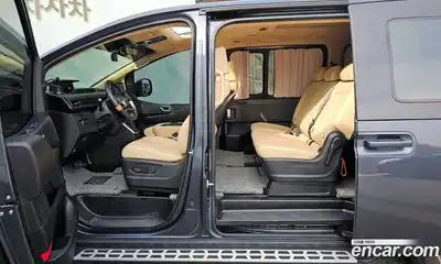 Hyundai Staria 2024 2.2 Автомат в Москве № 46709, миниатюра 8