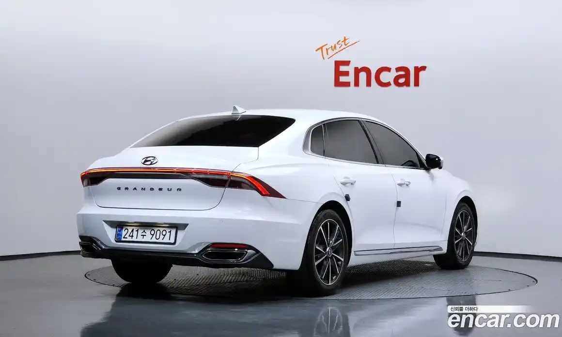 Hyundai Grandeur 2020 2.5 Автомат в Москве № 46870, фото 15