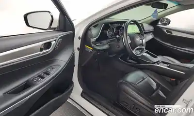 Hyundai Grandeur 2020 2.5 Автомат в Москве № 46870, миниатюра 3