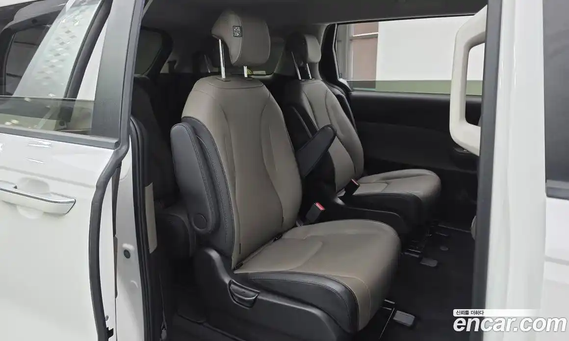 Kia Canival 2024 2.2 Автомат в Москве № 56236, фото 18