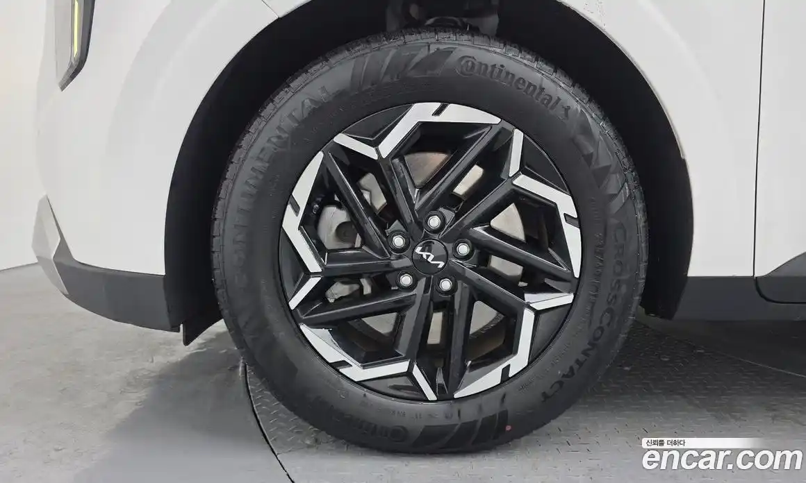 Kia Canival 2024 2.2 Автомат в Москве № 56236, фото 7