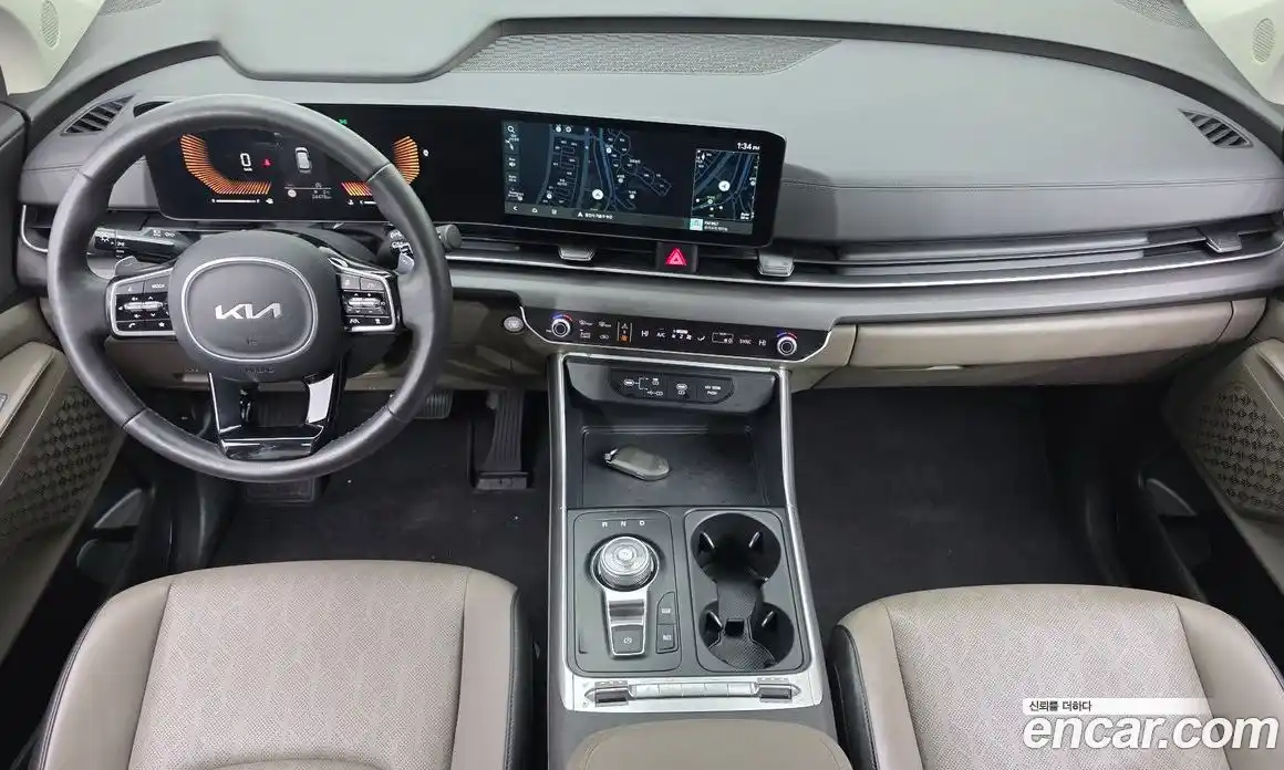 Kia Canival 2024 2.2 Автомат в Москве № 56236, фото 9