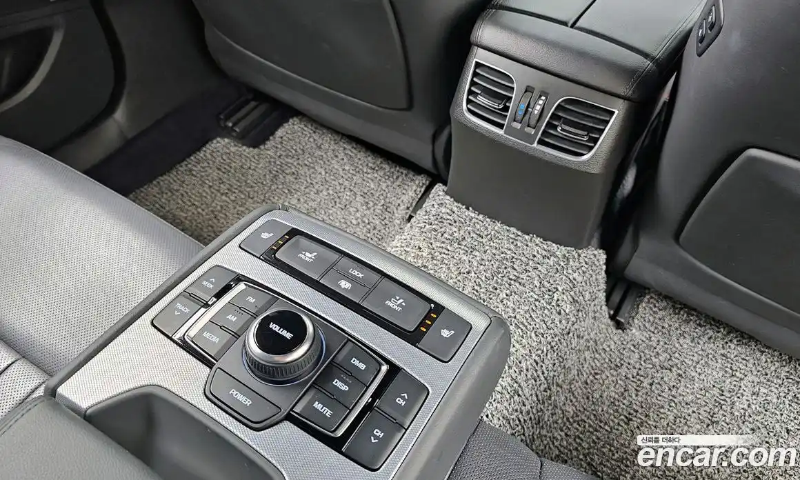 Genesis G80 2019 3.3 Автомат в Москве № 56548, фото 19