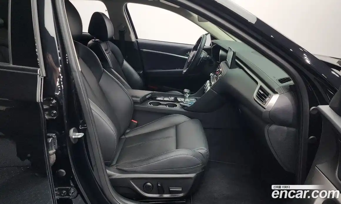 Genesis G70 2023 2.0 Автомат в Москве № 57063, фото 3